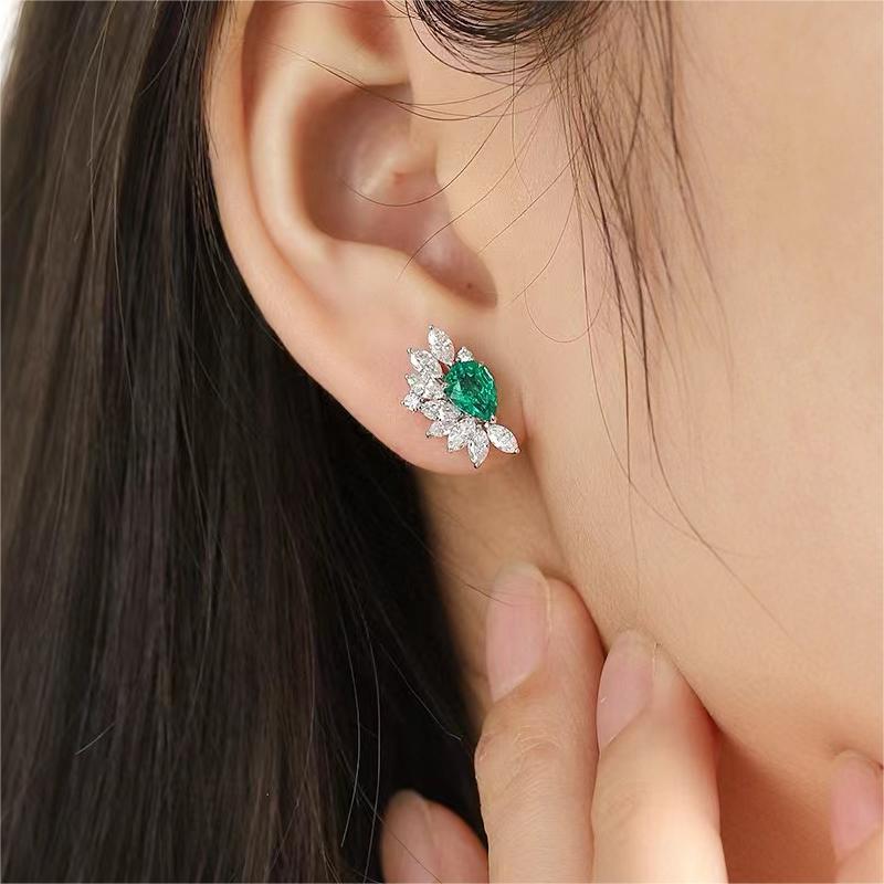 Ruif Jewelry New 18k White Gold 1.12ct Lad Grown Emerald Earrings High Fine Jewelry for Women Party Gift