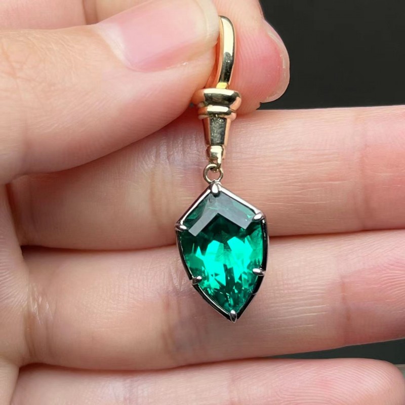 Ruif Jewelry Customized 14k Yellow Gold 3.42ct Lab Grown Emerald Pendant for Women Party Gift