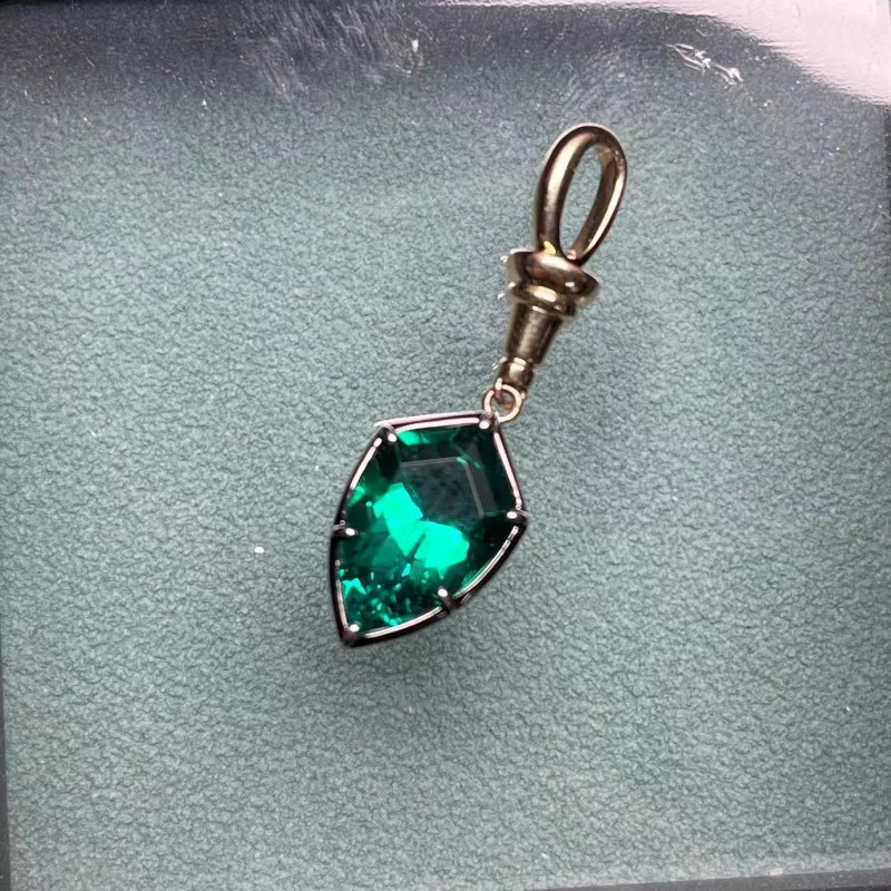 Ruif Jewelry Customized 14k Yellow Gold 3.42ct Lab Grown Emerald Pendant for Women Party Gift