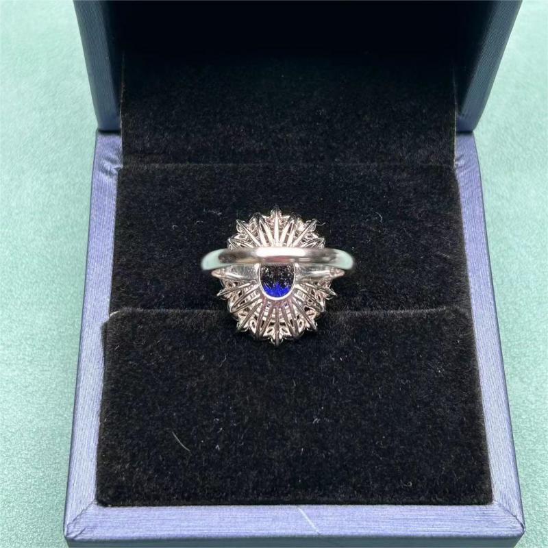 Ruif Jewelry Custom Design 18k White Gold Ring for Women 4.84ct Lab Grown Sapphire And DEF CVD Diamond Jewelry