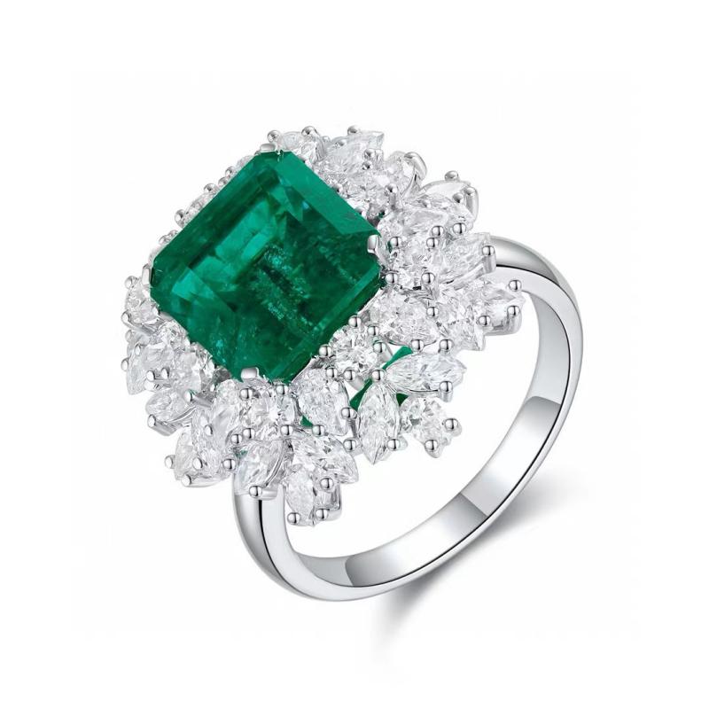 Ruif Jewelry Classic Design 18K White Gold 4.88ct Lab Grown Emerald Ring Gemstone Jewelry