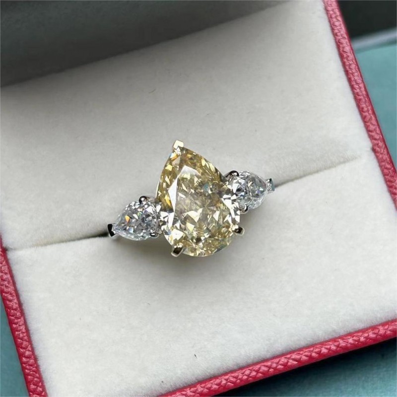 Ruif Jewelry Custom Design 18k 6.0 Carat Yellow Moissanite Diamond Engagement/Wedding Ring