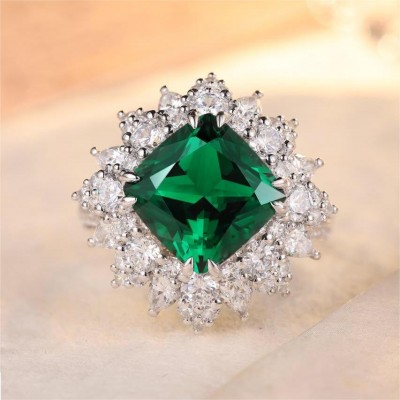 Ruif Jewelry Classic Design S925 Silver 4.2ct Simulated Diamond Ring Emerald Green Color Wedding Bands