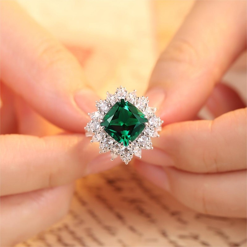 Ruif Jewelry Classic Design S925 Silver 4.2ct Simulated Diamond Ring Emerald Green Color Wedding Bands