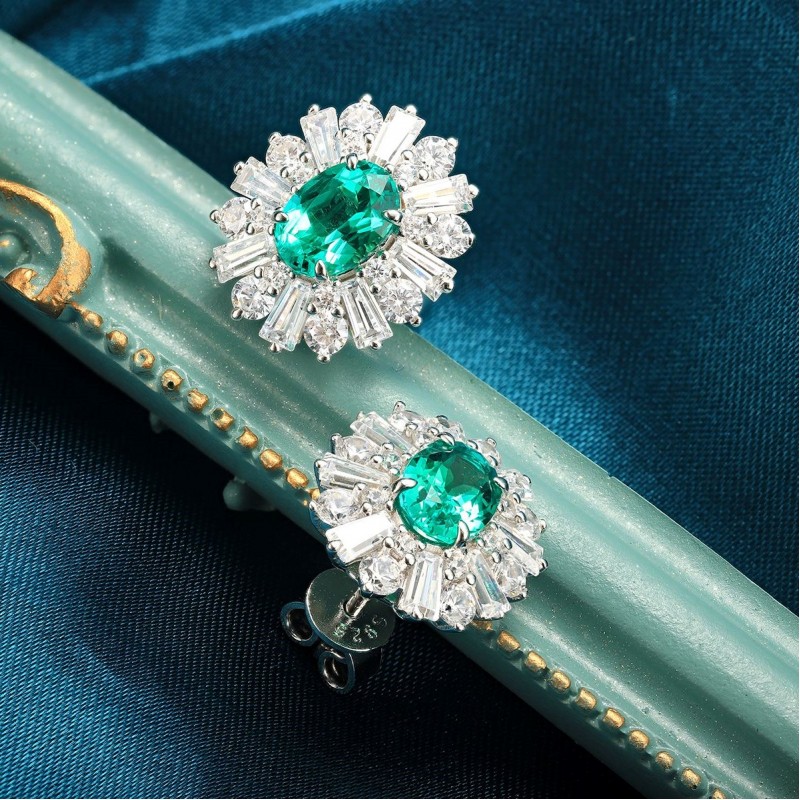 Ruif Jewelry Classic Design S925 Silver 1.45ct Lab Grown Emerald Earrings Gemstone Jewelry