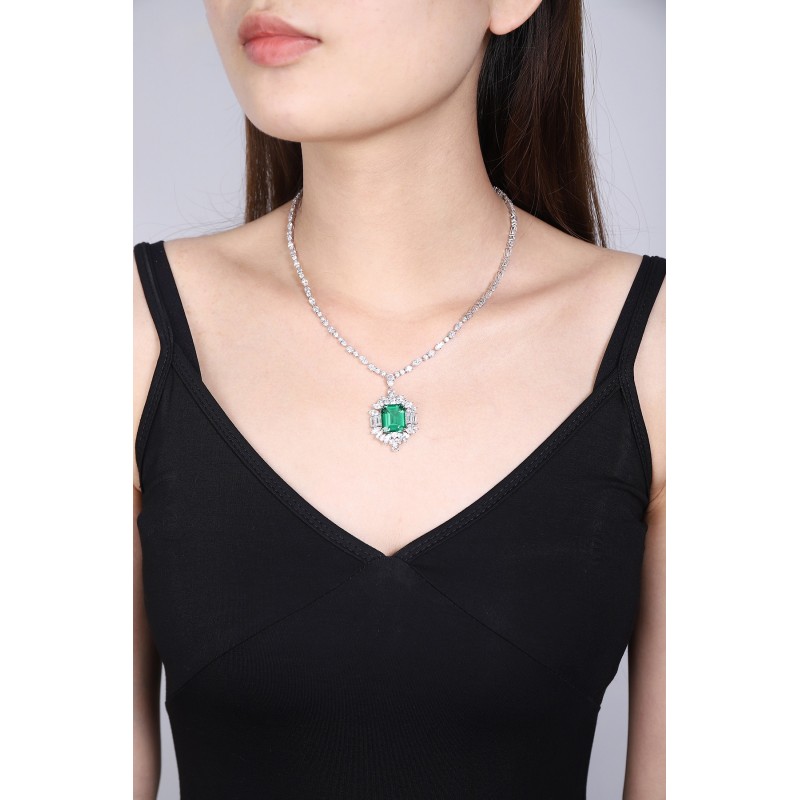 Ruif Jewelry Classic Design Green S925 Silver 7.725ct Lab Grown Emerald Luxury Necklace Gemstone Jewelry