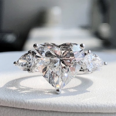 Ruif Jewelry Customized 18K White Gold Heart Shape 5.22ct Lab Grown Diamond Ring Classic Engagement Band Jewelry for Women