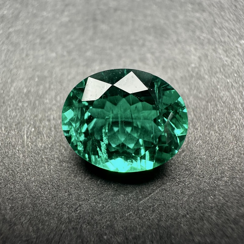 Ruif Jewelry Oval Brilliant Cut 1.0-12ct Hydrothermal Lab Grown Columbian Green Emerald Hand Made Gemstone for Jewelry