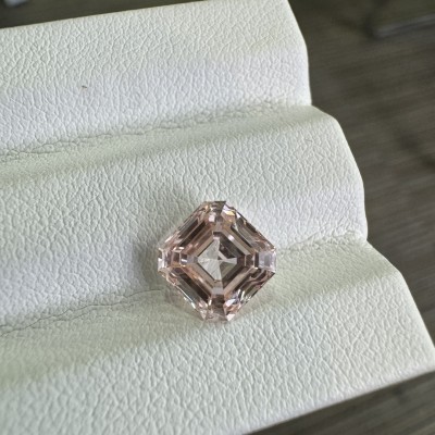 Ruif Jewelry New Asscher Cut 2.06ct VS1  Lab Grown Pink Diamond CVD Loose Diamond for Jewelry Making