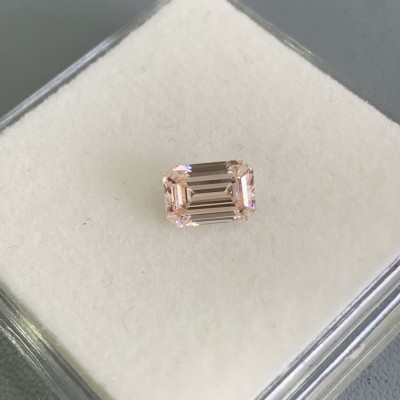 Ruif Jewelry New Emerald Cut 1.61ct 8.02X5.48X3.74mm Fancy Pink VS2  Lab Grown Diamond CVD Loose Diamond for Jewelry Making