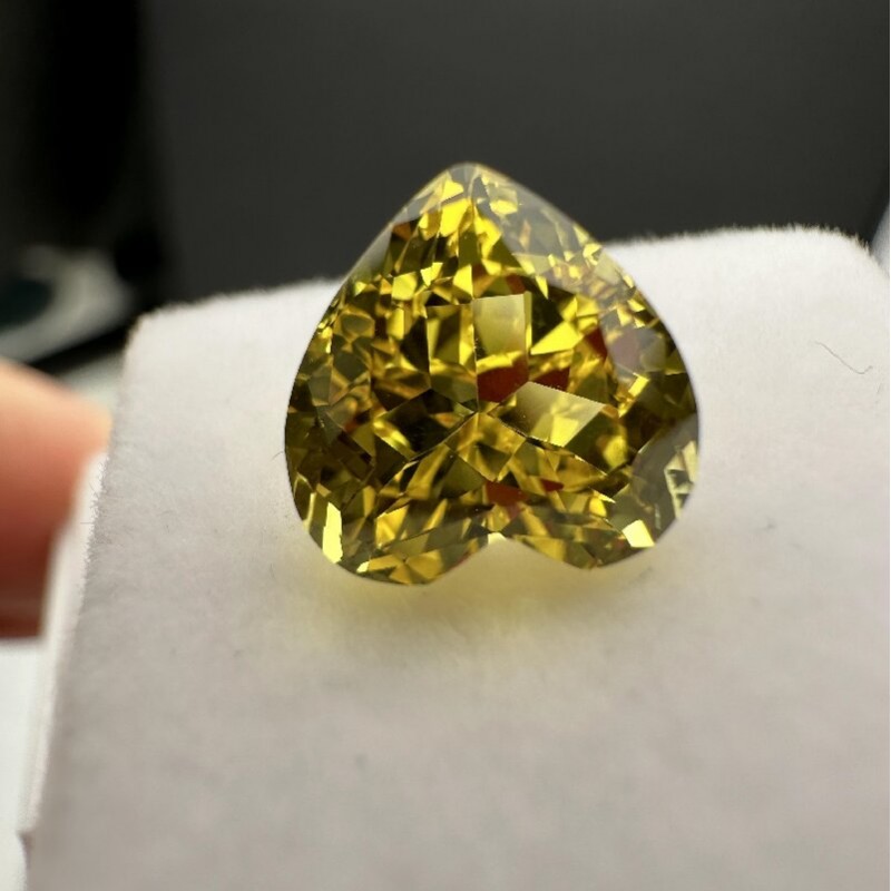 Ruif Jewelry 5-12mm Heart Shape Yellow Color Lab Sapphire Loose Gemstone